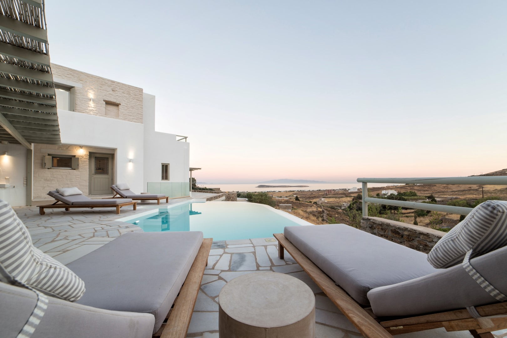 villa tanya golden bay paros