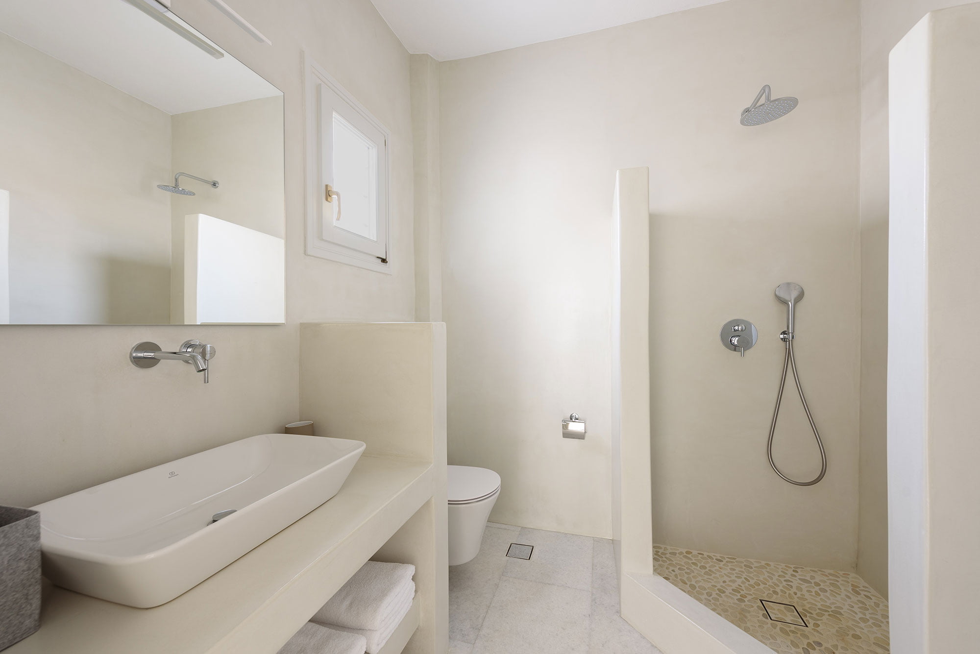 villa jasmina golden bay paros showers